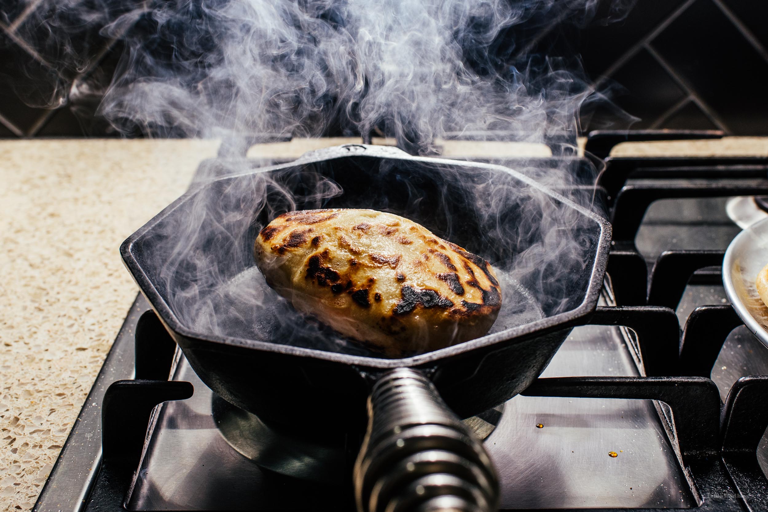 No Yeast Cheesy Naan Bread | foodiesanddrink.com