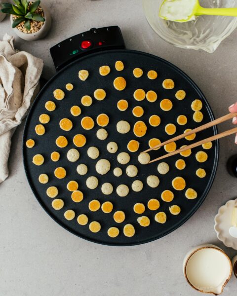 How To Make Mini Pancake Cereal | foodiesanddrink.com