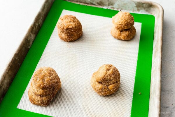 snickerdoodle cookies | foodiesanddrink.com