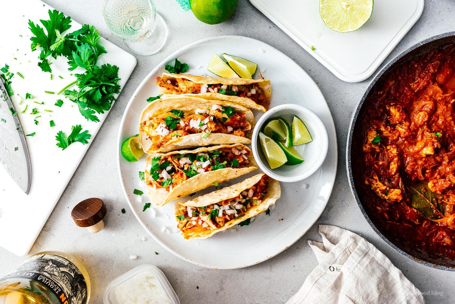 tinga de pollo | foodiesanddrink.com