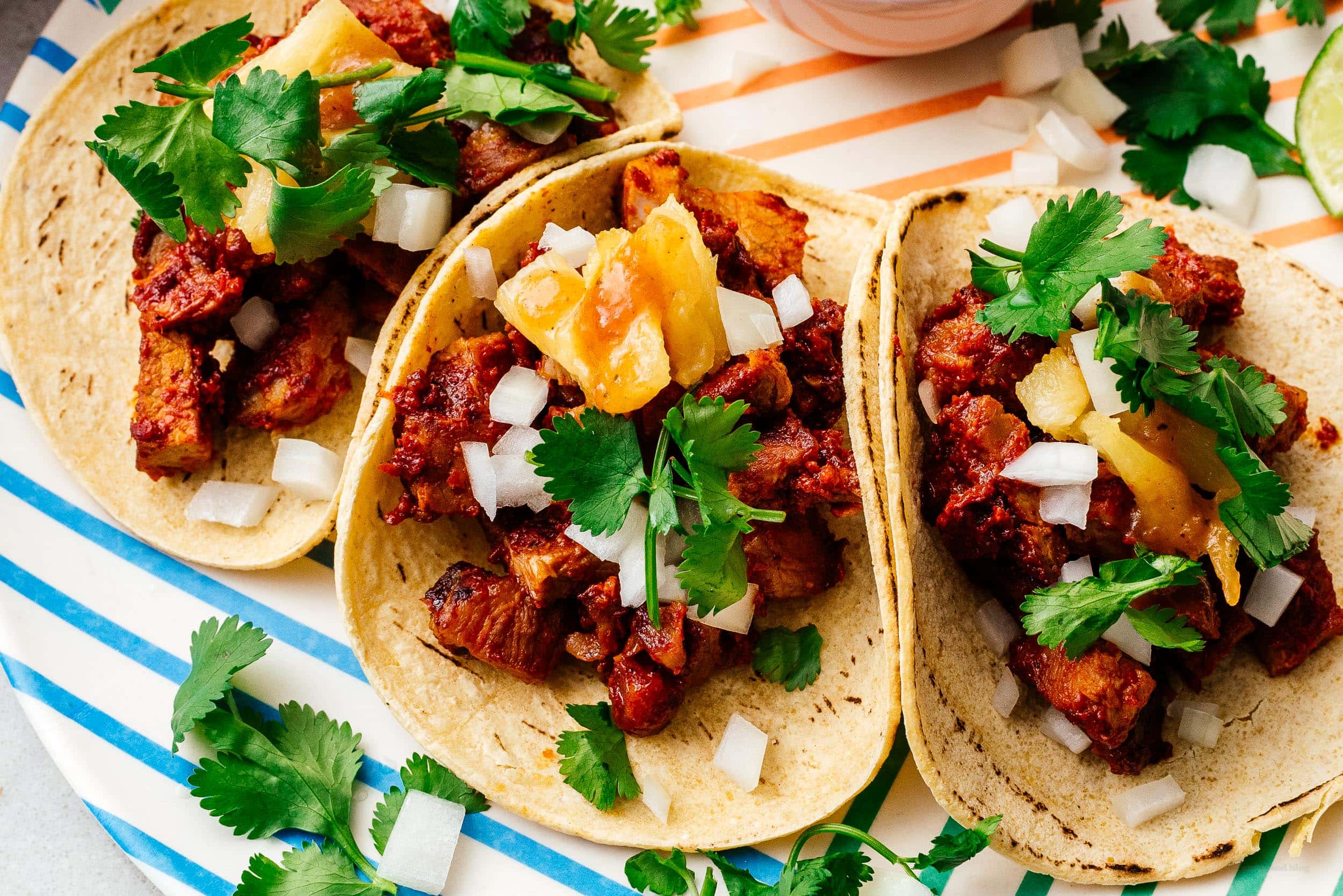 tacos al pastor recipe | foodiesanddrink.com