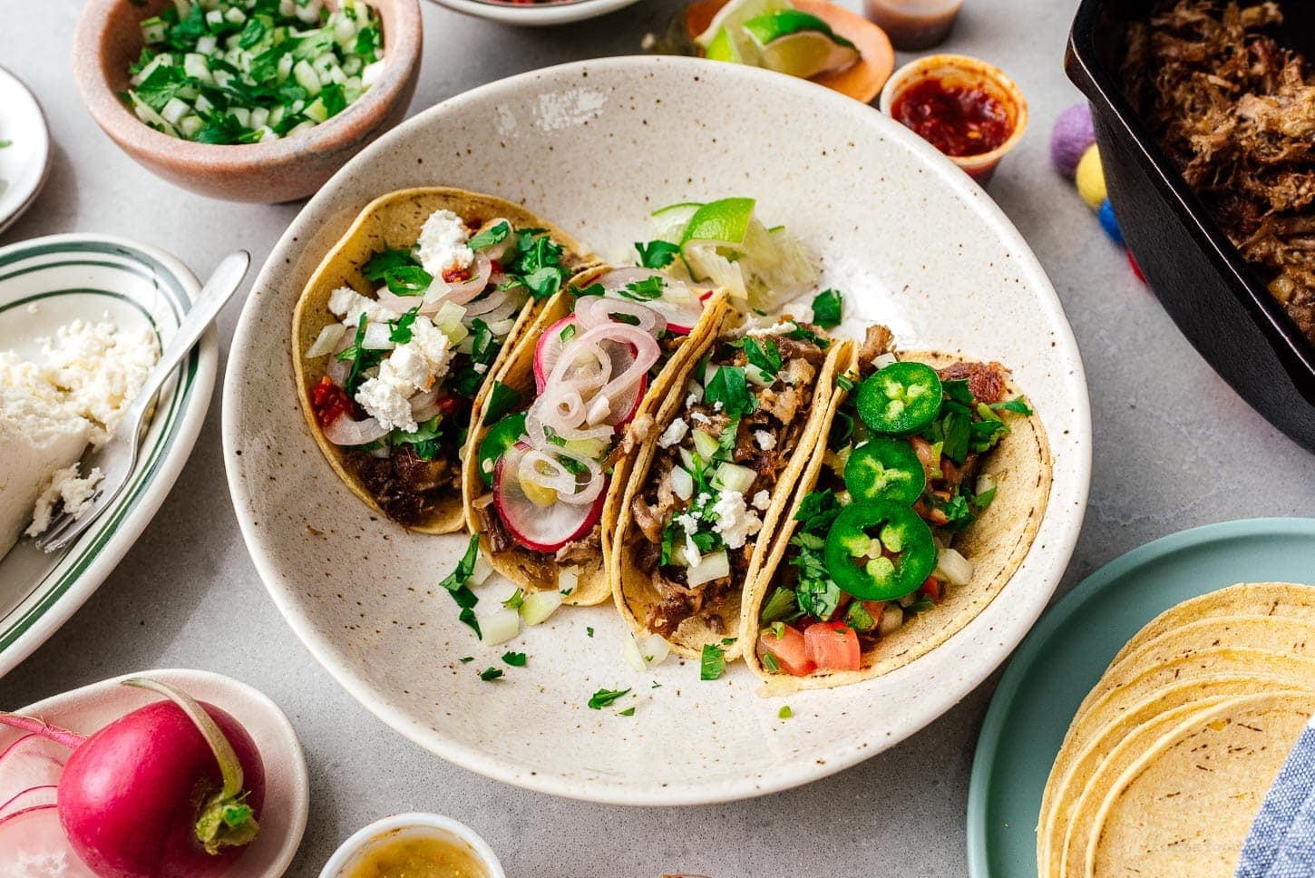 carnitas tacos | foodiesanddrink.com