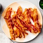 Air Fryer Bacon | foodiesanddrink.com