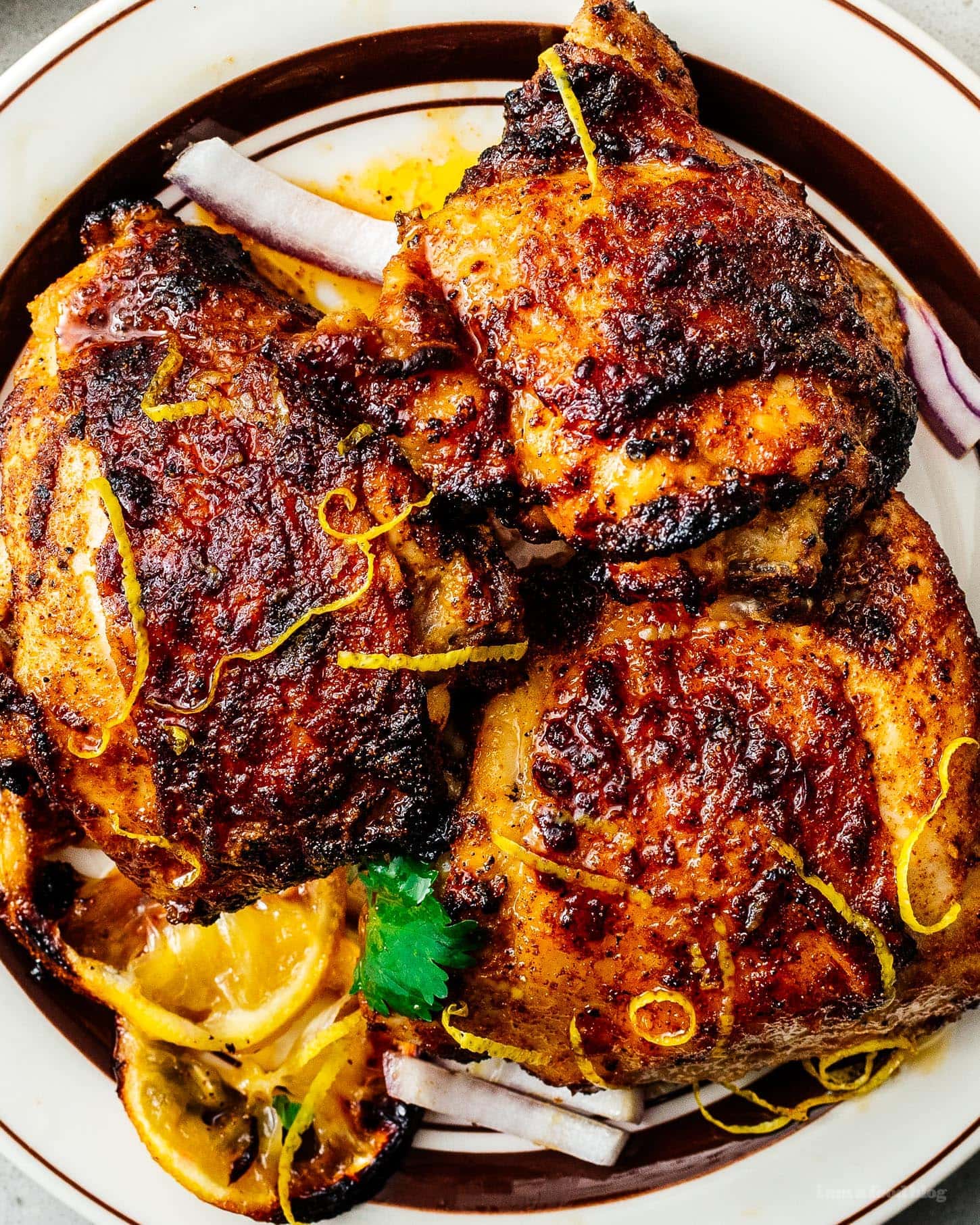 close up of air fryer chicken thighs | foodiesanddrink.com