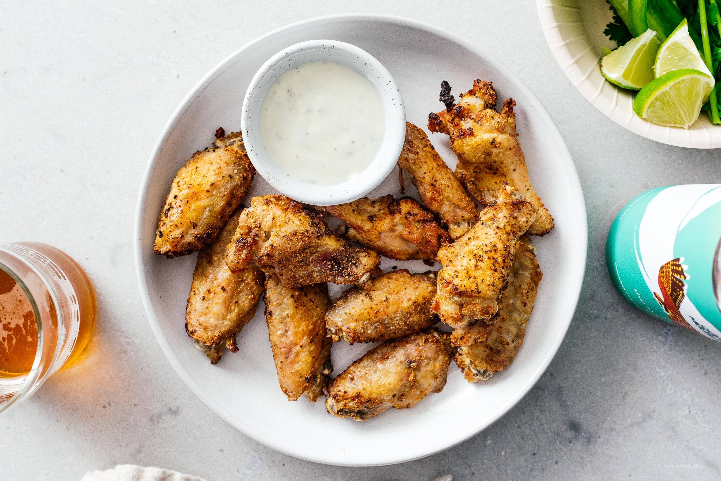 Air Fryer Chicken Wings | foodiesanddrink.com