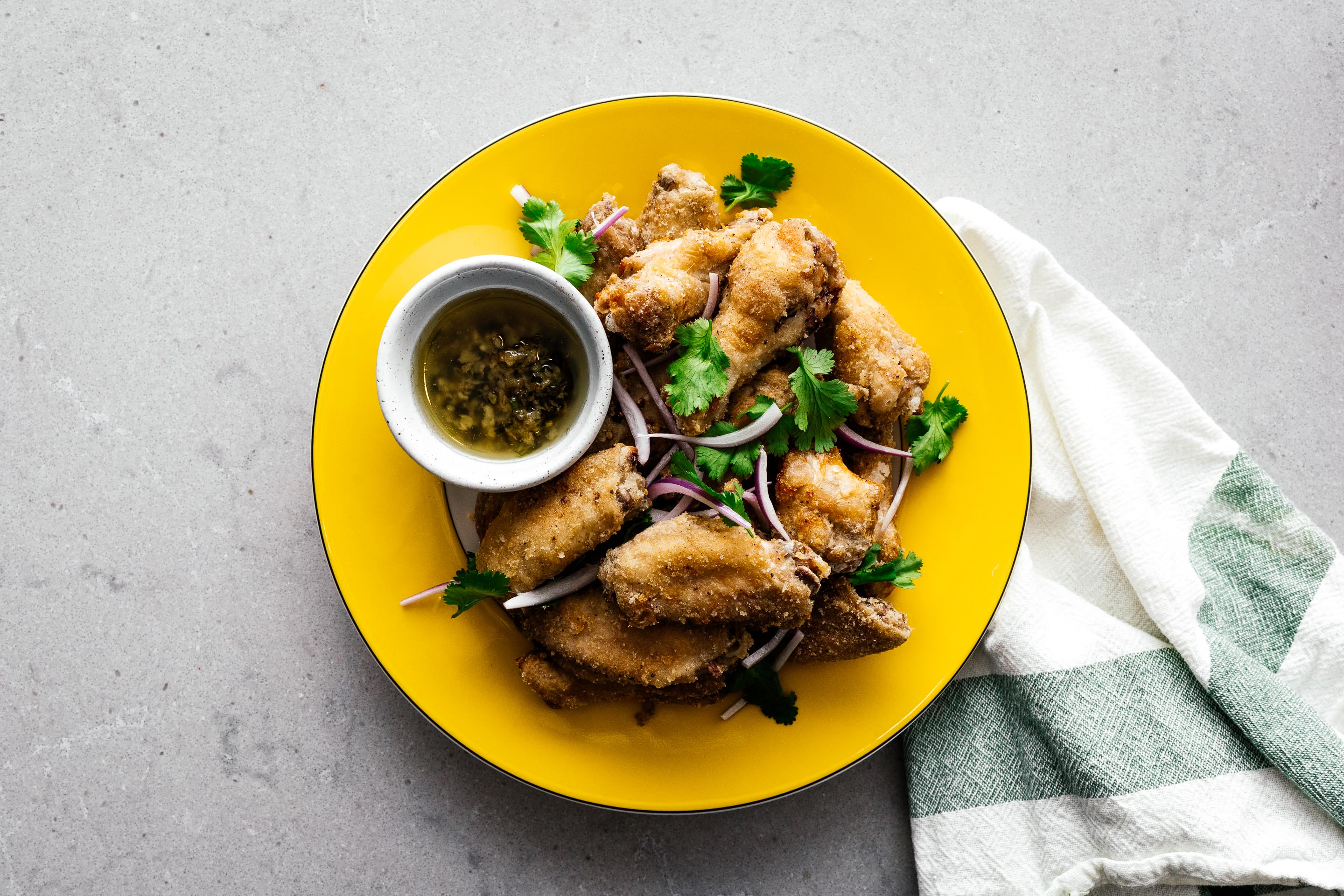 Air Fryer Vietnamese Chicken Wings | foodiesanddrink.com