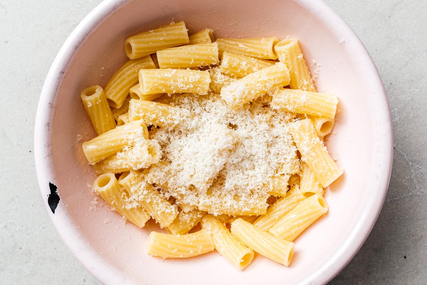 rigatoni with cheese | foodiesanddrink.com