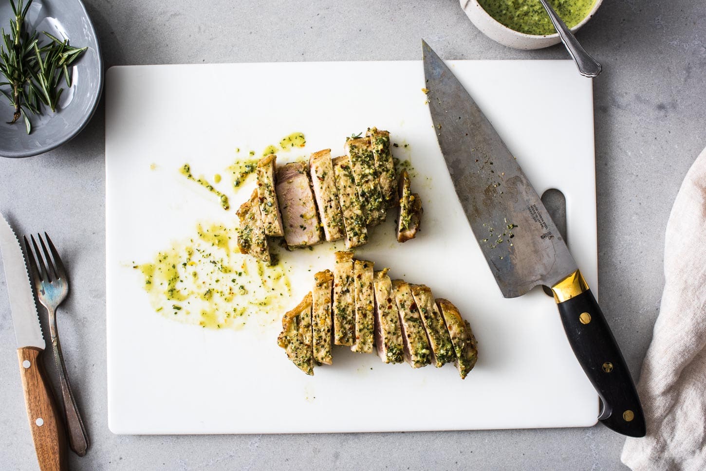 air fryer pork chops | foodiesanddrink.com