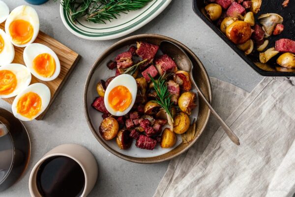 corned beef hash | foodiesanddrink.com