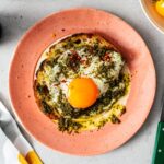 pesto eggs recipe | foodiesanddrink.com