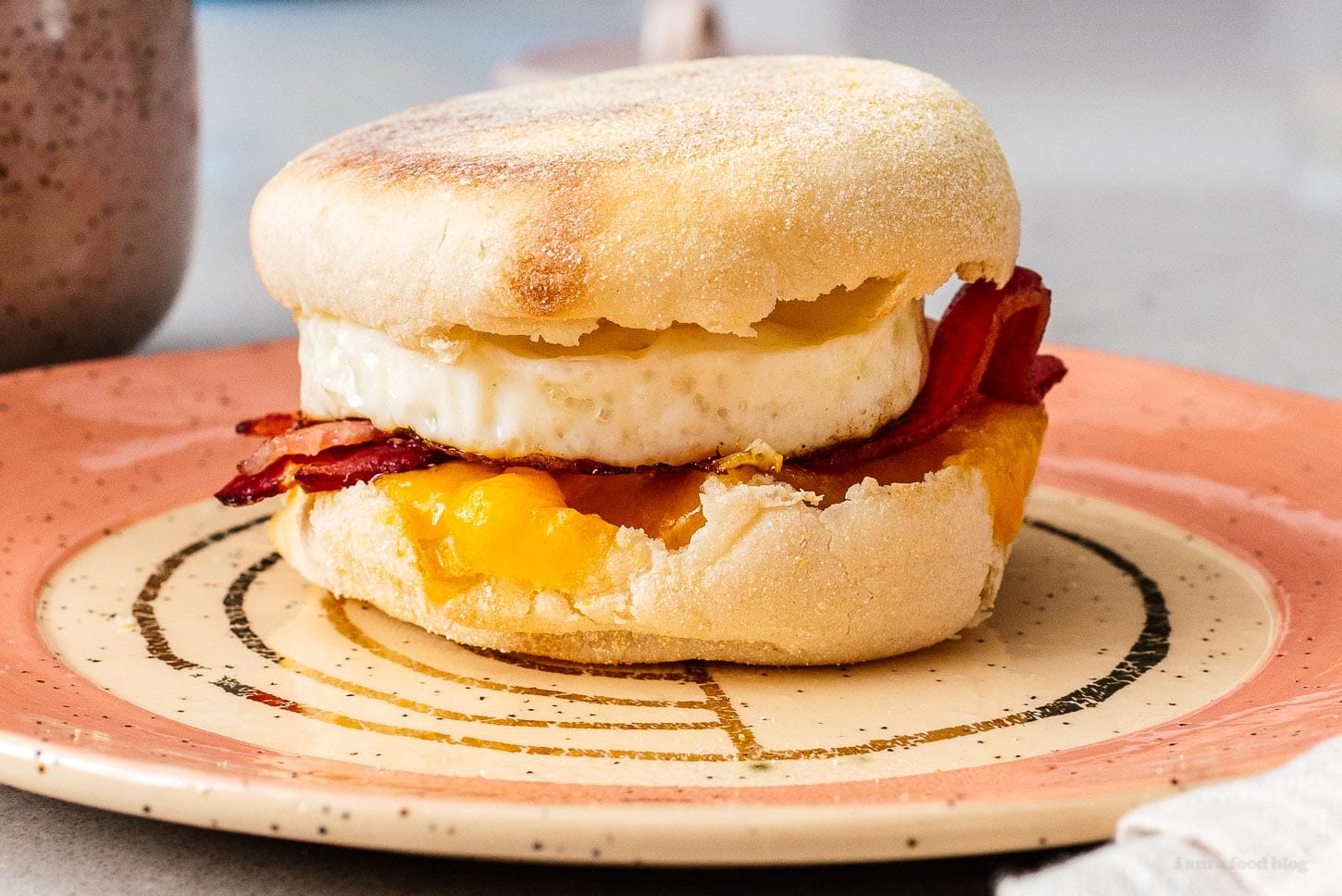 round egg muffin | foodiesanddrink.com