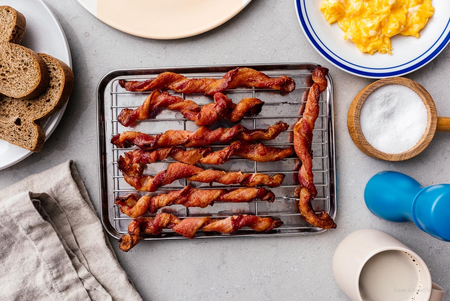 twisted bacon | foodiesanddrink.com