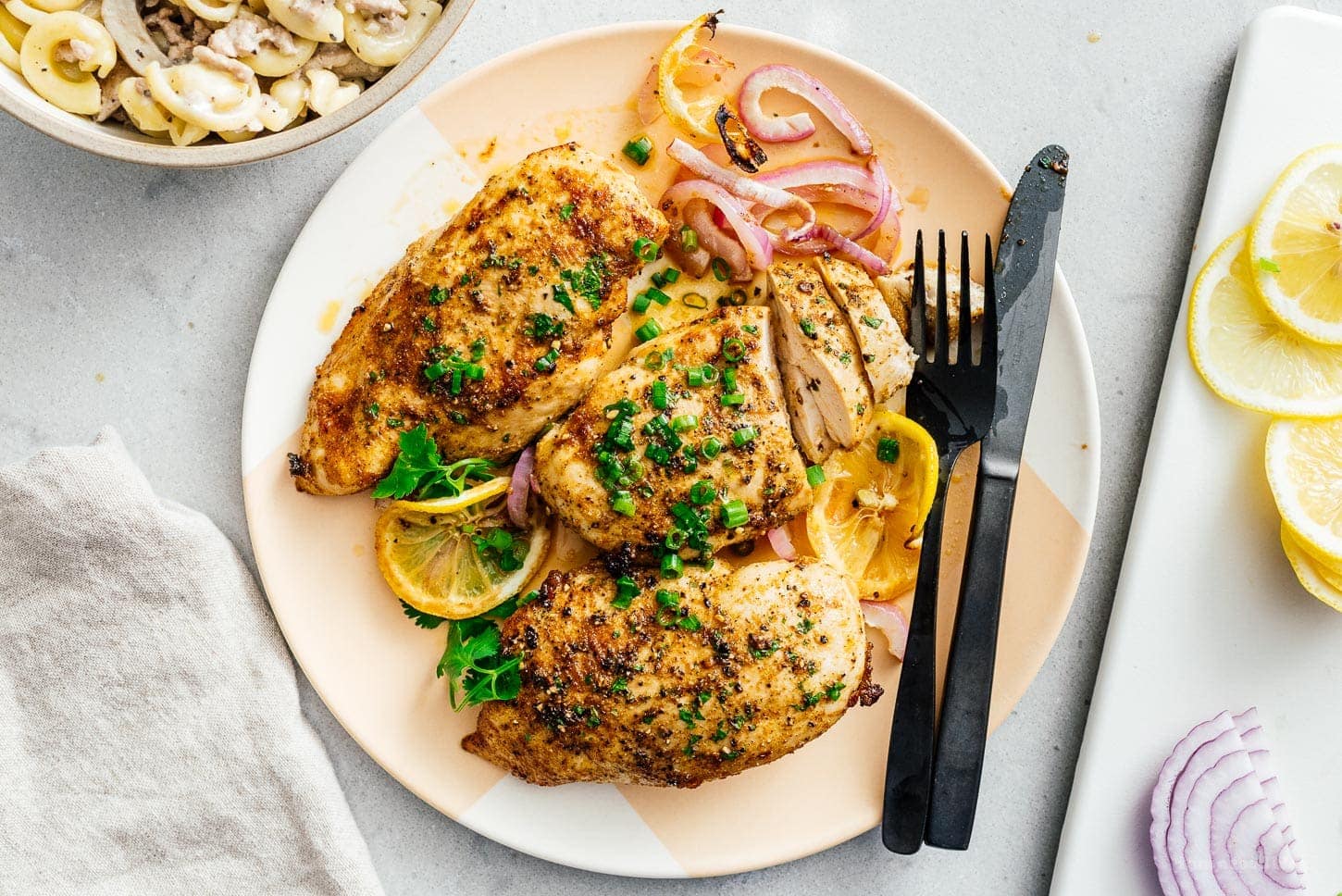 air fryer chicken breast | foodiesanddrink.com