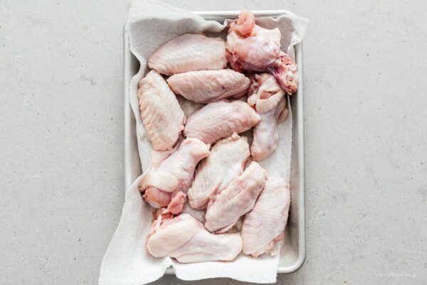 chicken wings for air fryer chicken wings | foodiesanddrink.com