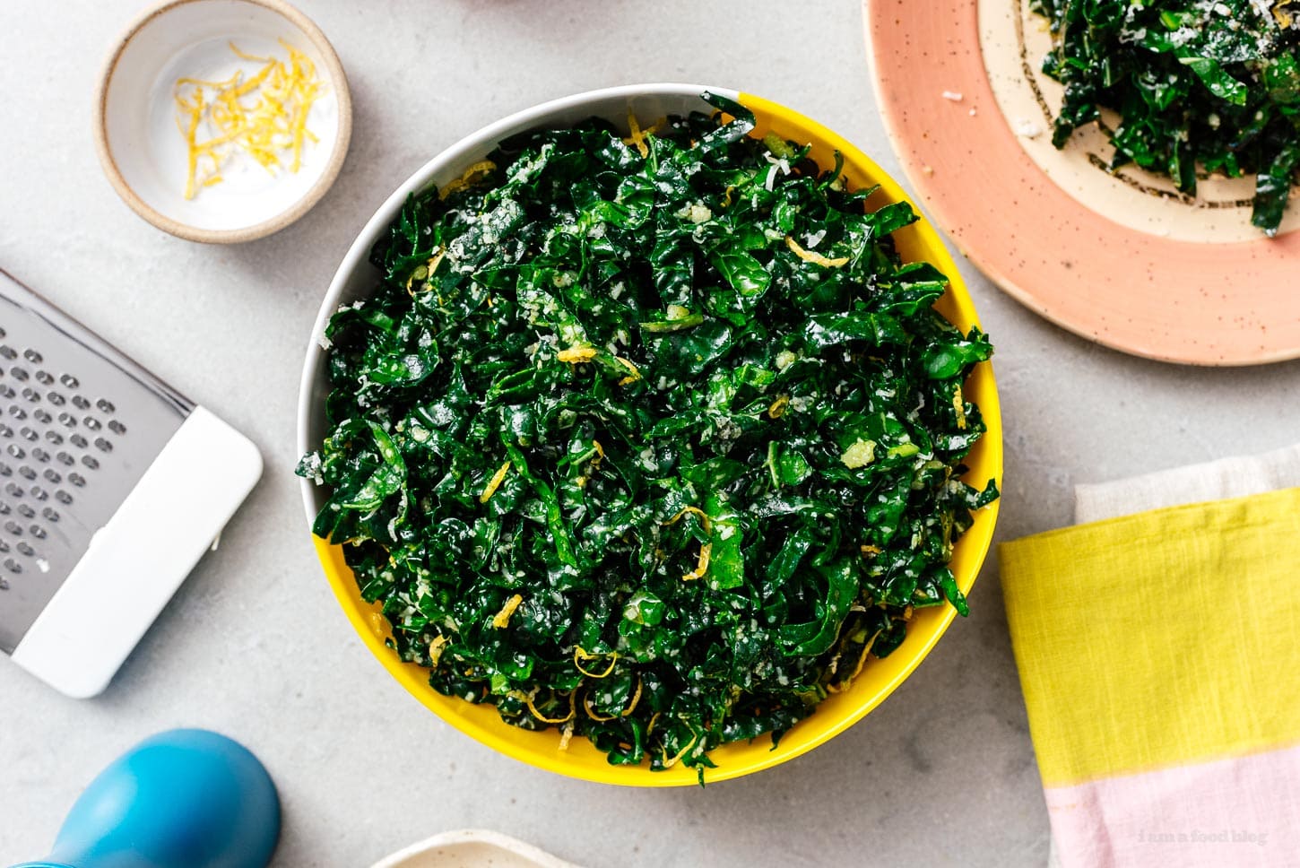 kale salad | foodiesanddrink.com