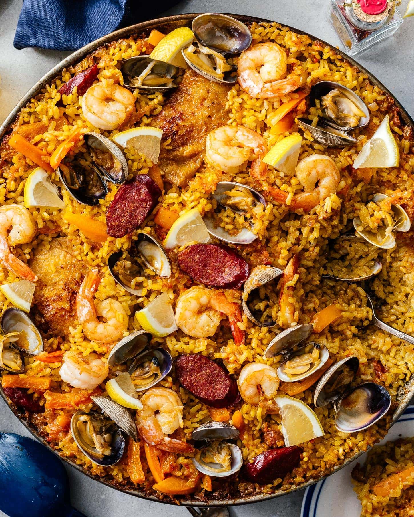 paella recipe | foodiesanddrink.com