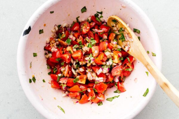 chicken bruschetta topping | foodiesanddrink.com