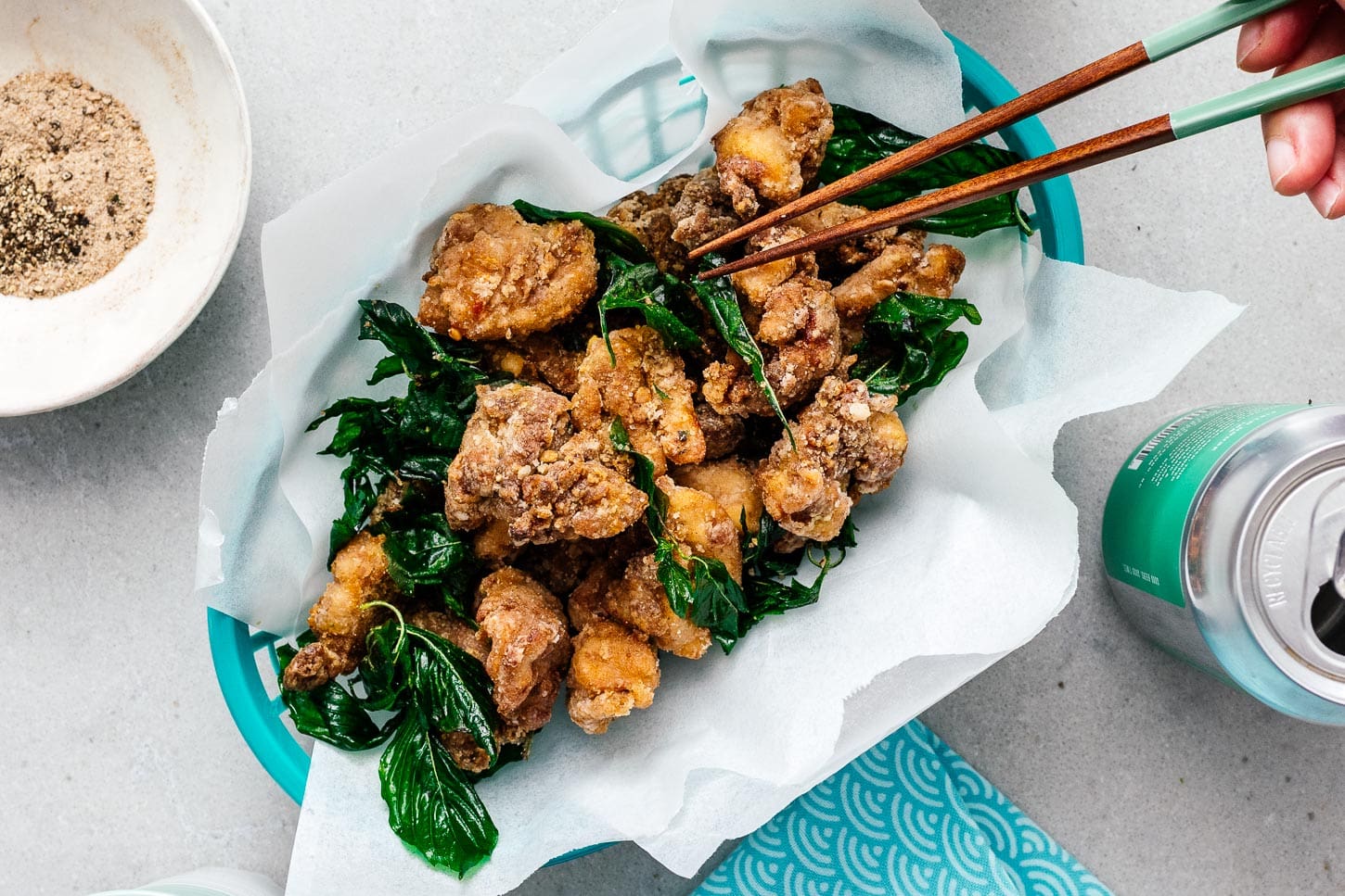 taiwanese popcorn chicken | foodiesanddrink.com