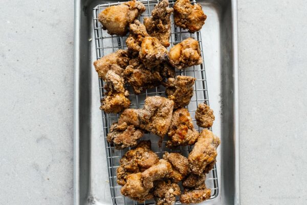 air fryer taiwanese popcorn chicken | foodiesanddrink.com