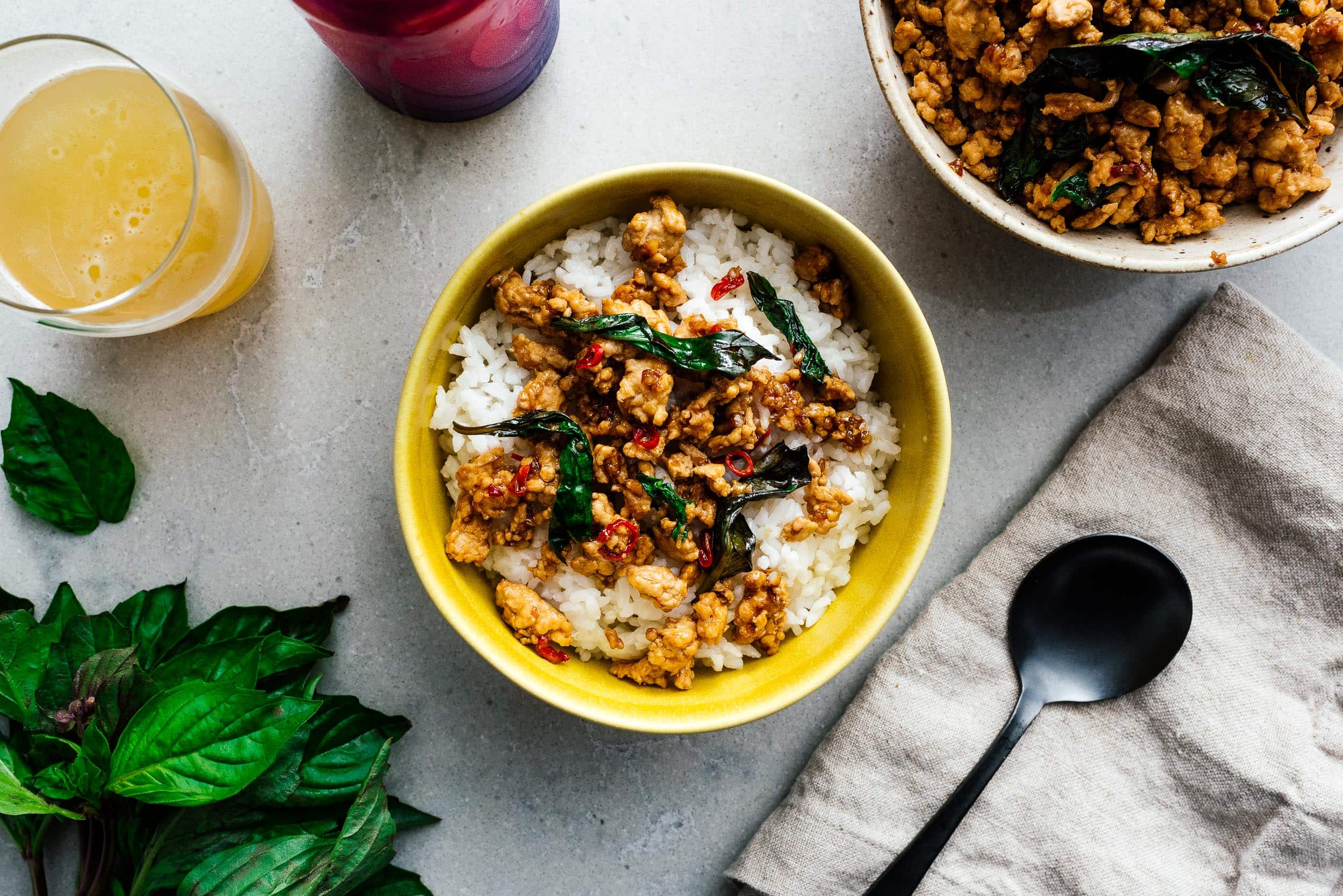 Thai Basil Chicken | foodiesanddrink.com