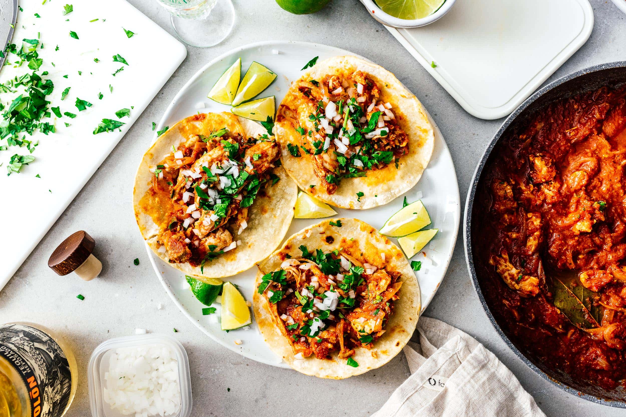 Chicken Tinga | foodiesanddrink.com